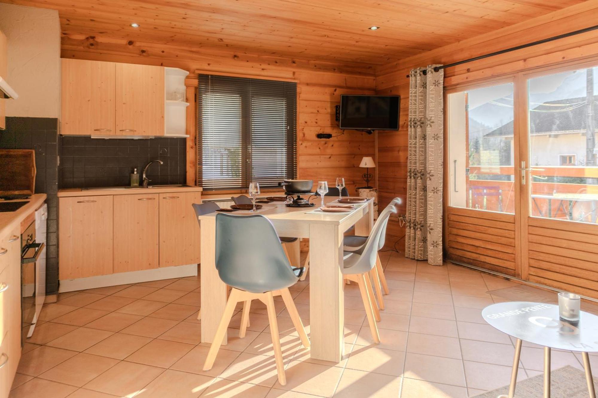 Appartement Lapreski, Spacieux, Proche Lac D'Annecy, Randonnees Montagne Thônes Exterior foto